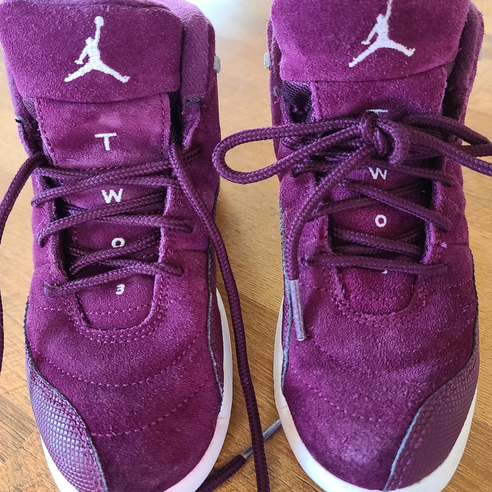 Girls Jordan basketball shoes